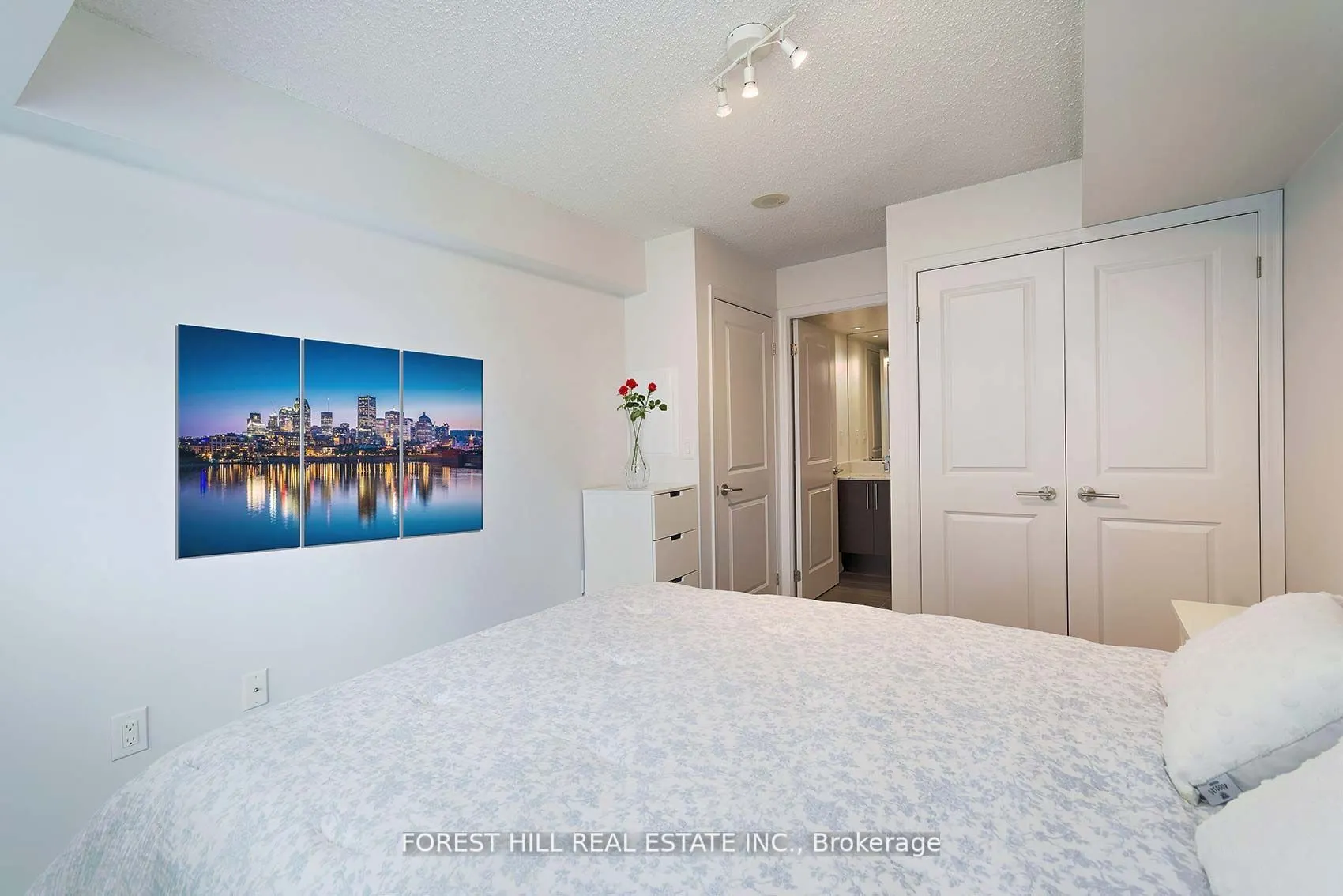 125 Western Battery Road, #303
