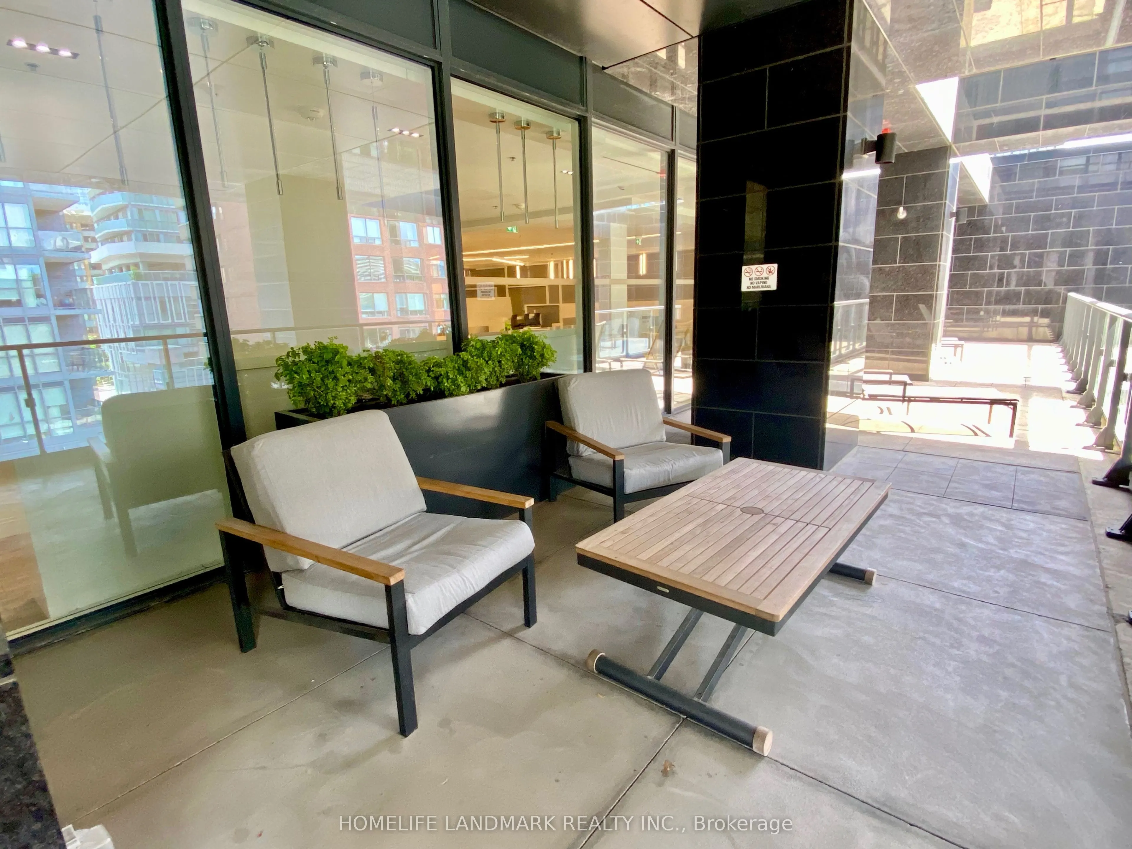 181 Dundas Street E, #4206