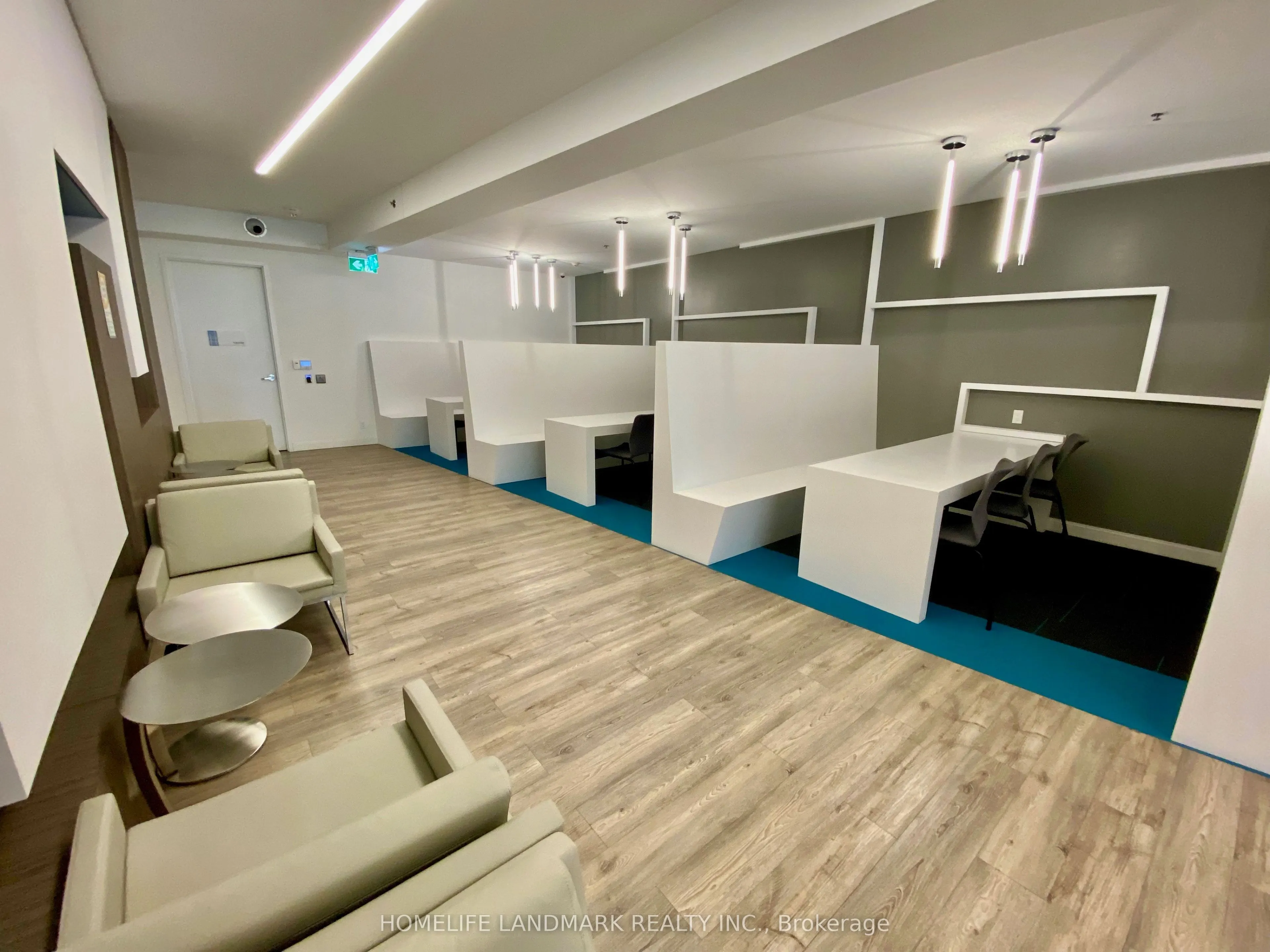 181 Dundas Street E, #4206