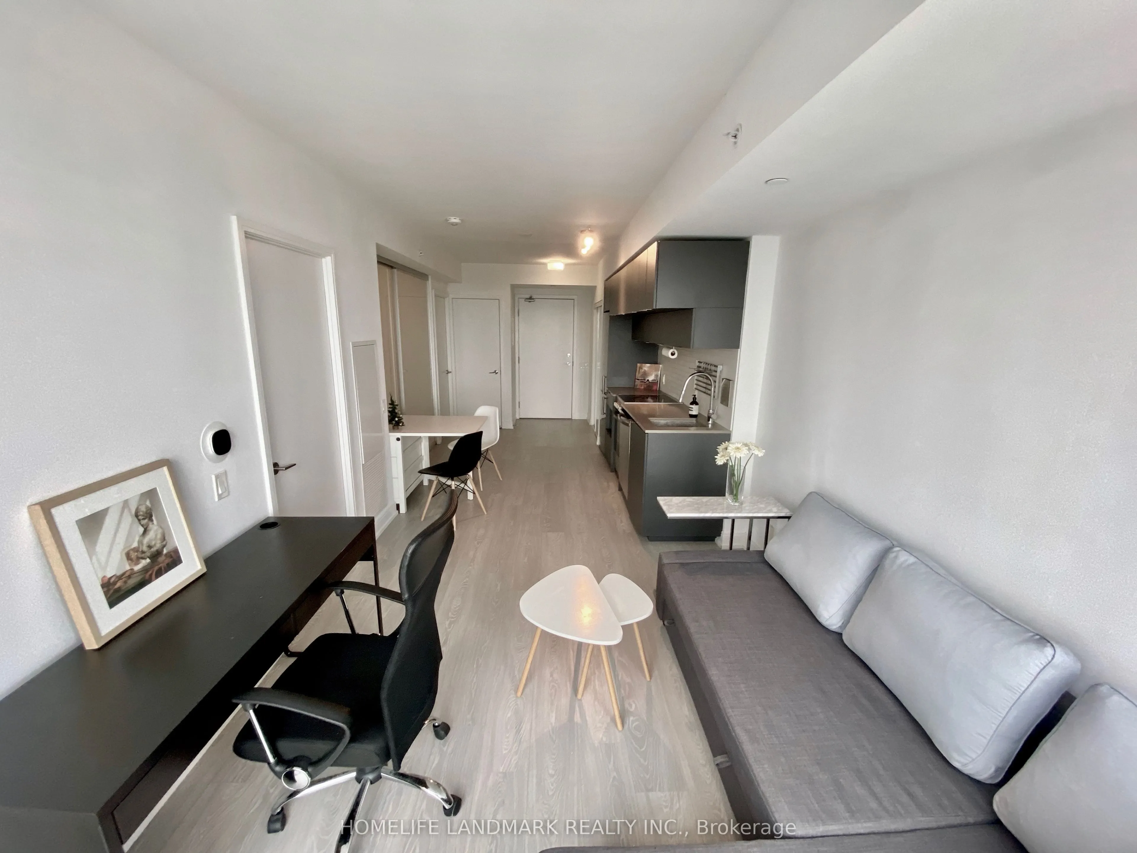 181 Dundas Street E, #4206