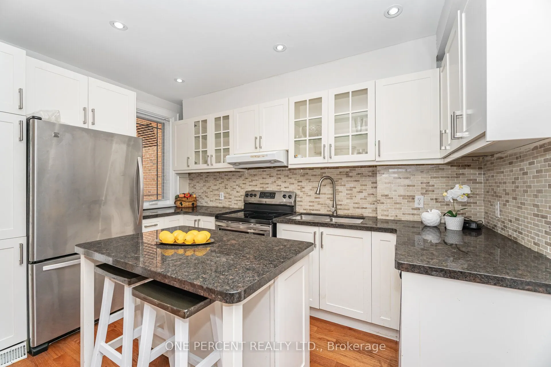 226 Broadway Avenue