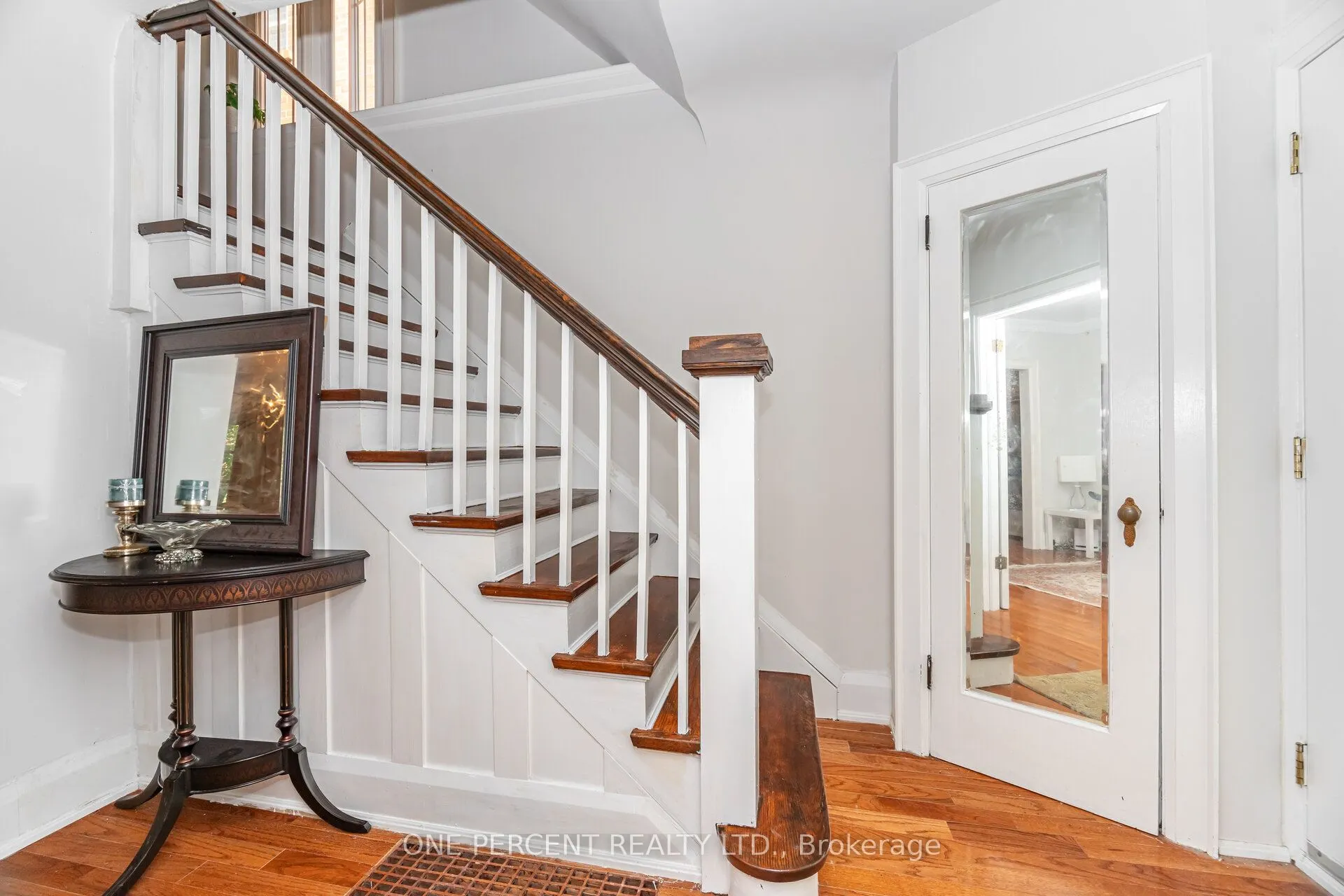 226 Broadway Avenue