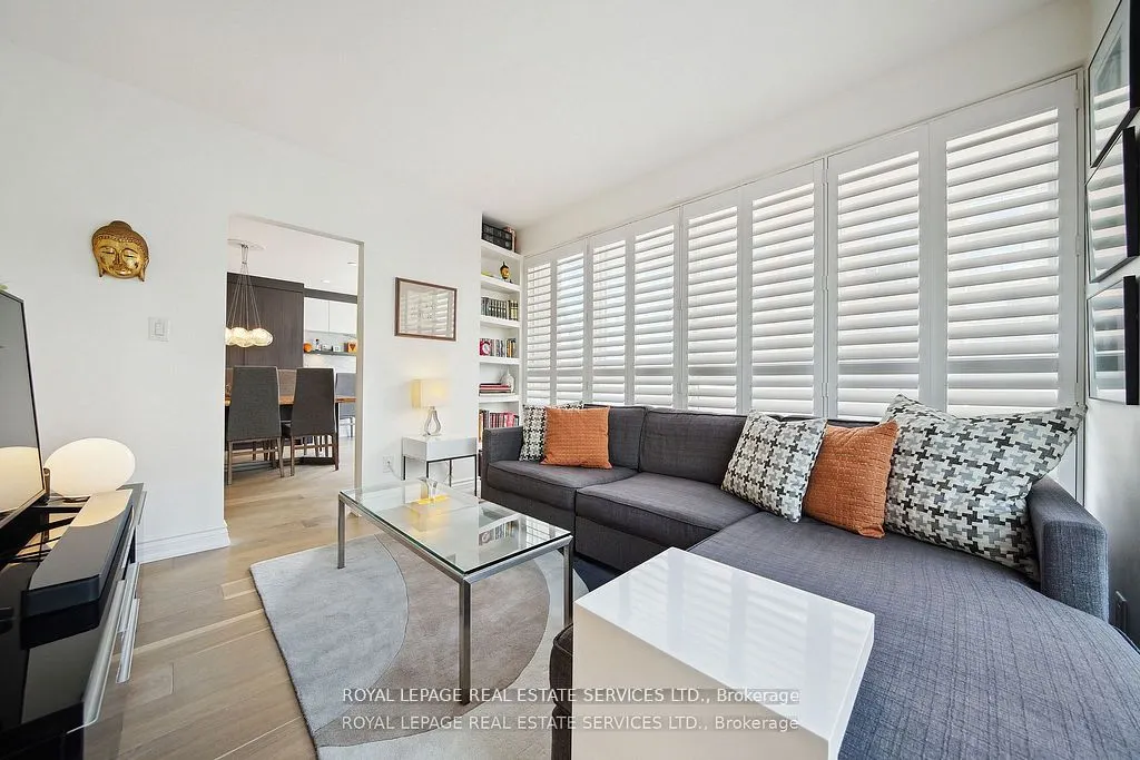 480 Queens Quay W, #601