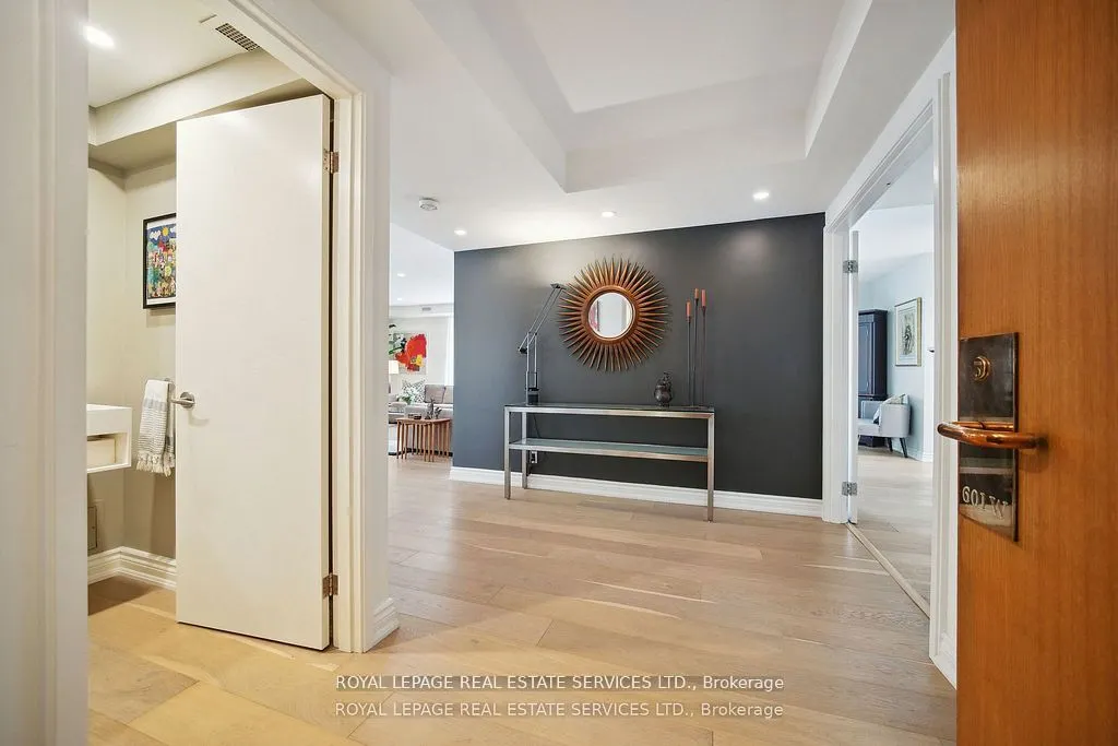 480 Queens Quay W, #601