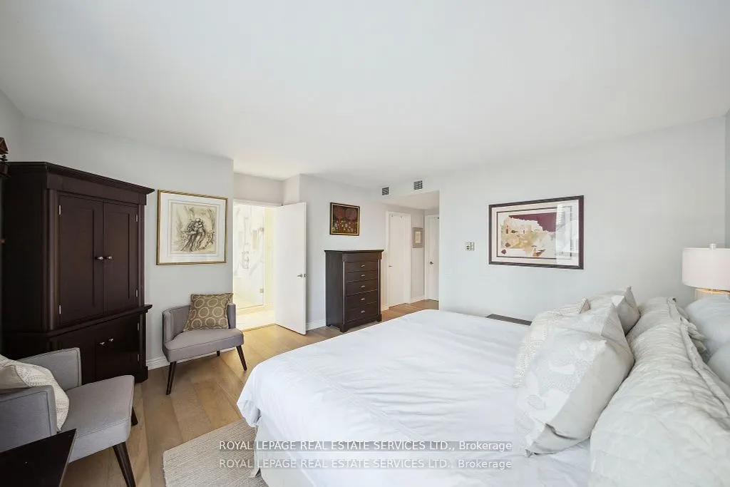 480 Queens Quay W, #601
