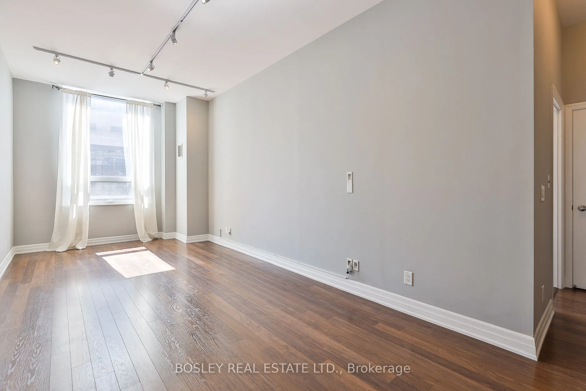 500 St Clair Avenue W, #201
