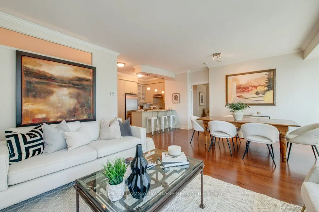20 Scrivener Square, #802