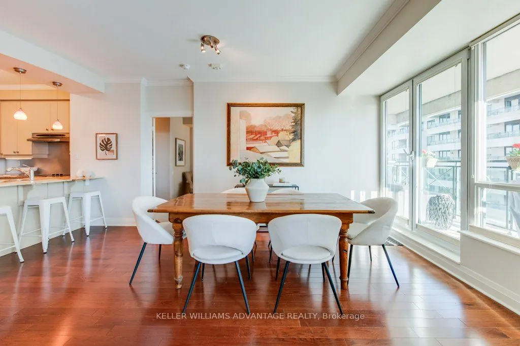 20 Scrivener Square, #802