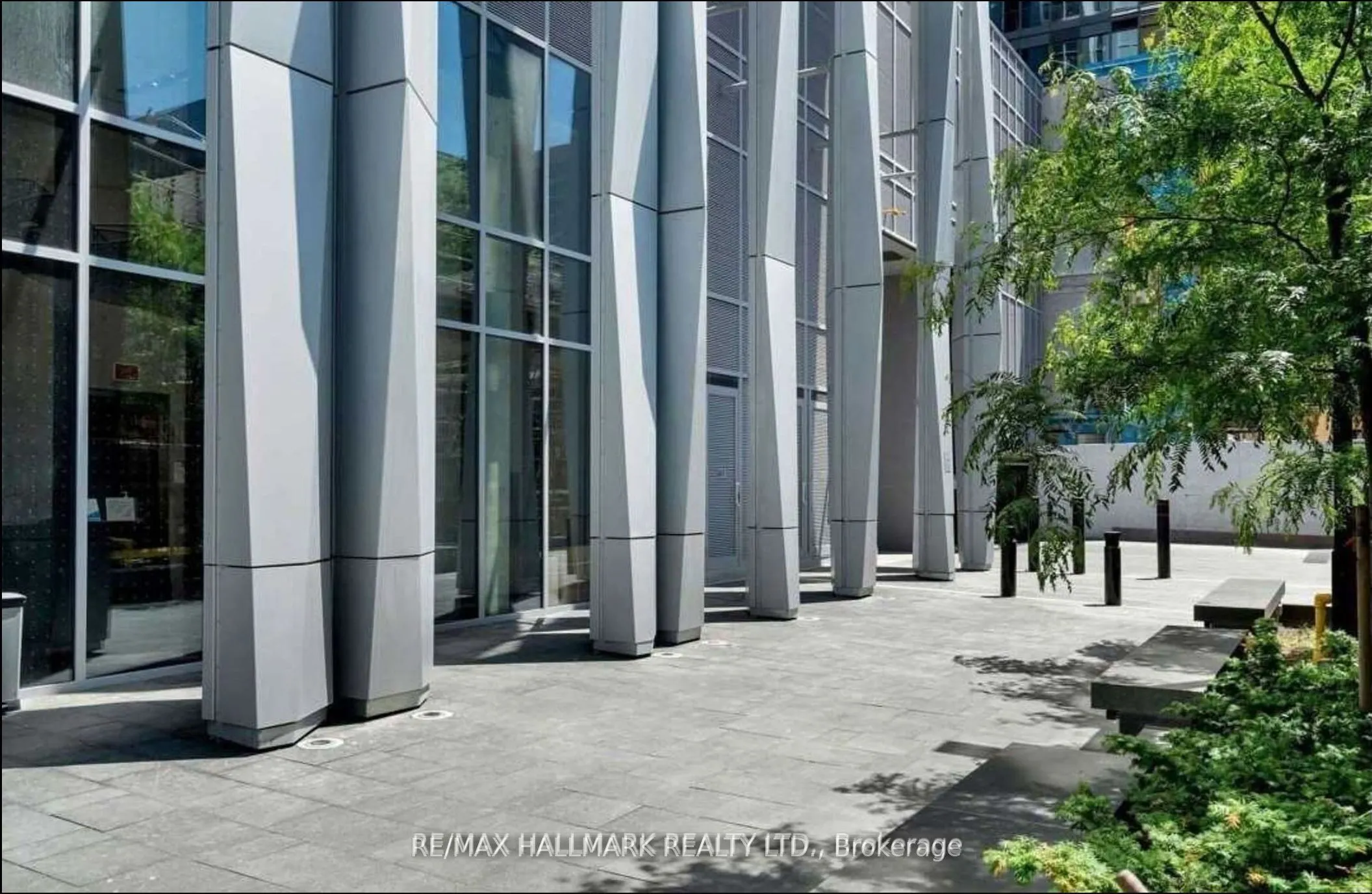 1 Yorkville Avenue, #3708
