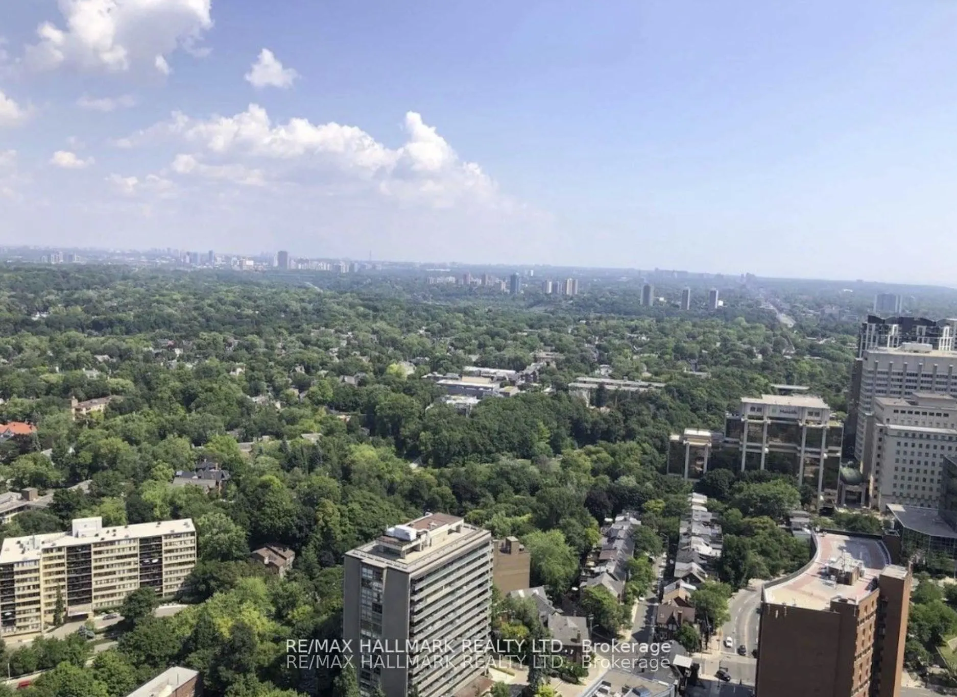 1 Yorkville Avenue, #3708