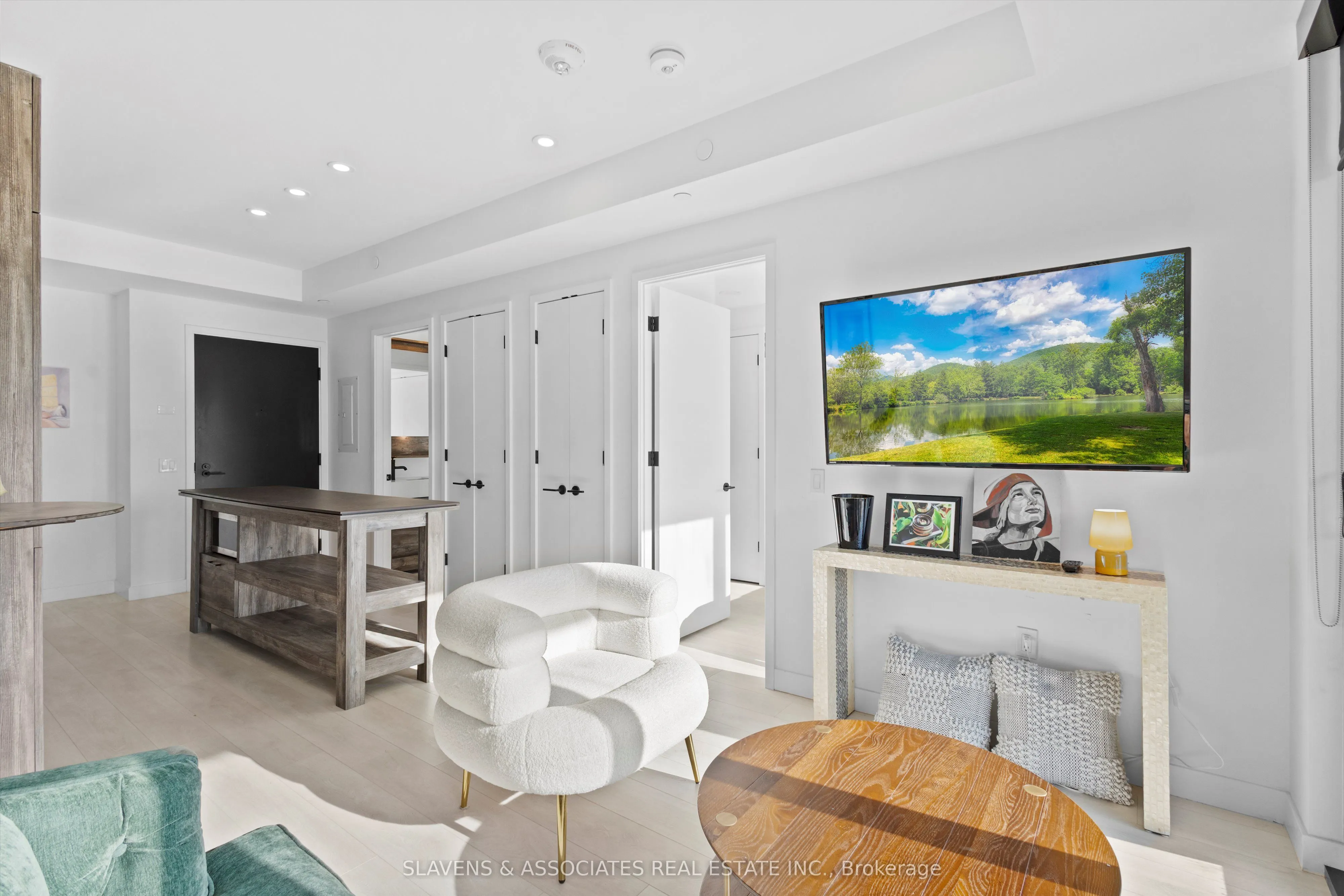 505 Richmond Street W, #507
