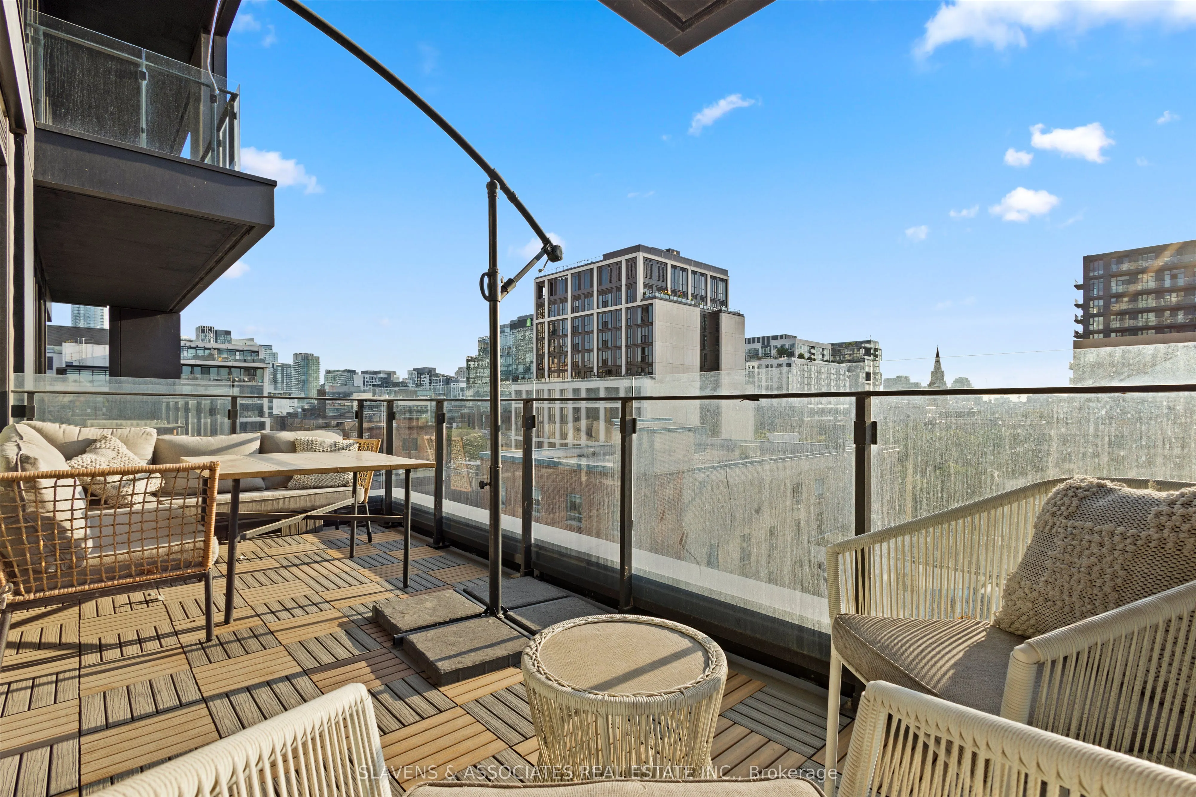 505 Richmond Street W, #507