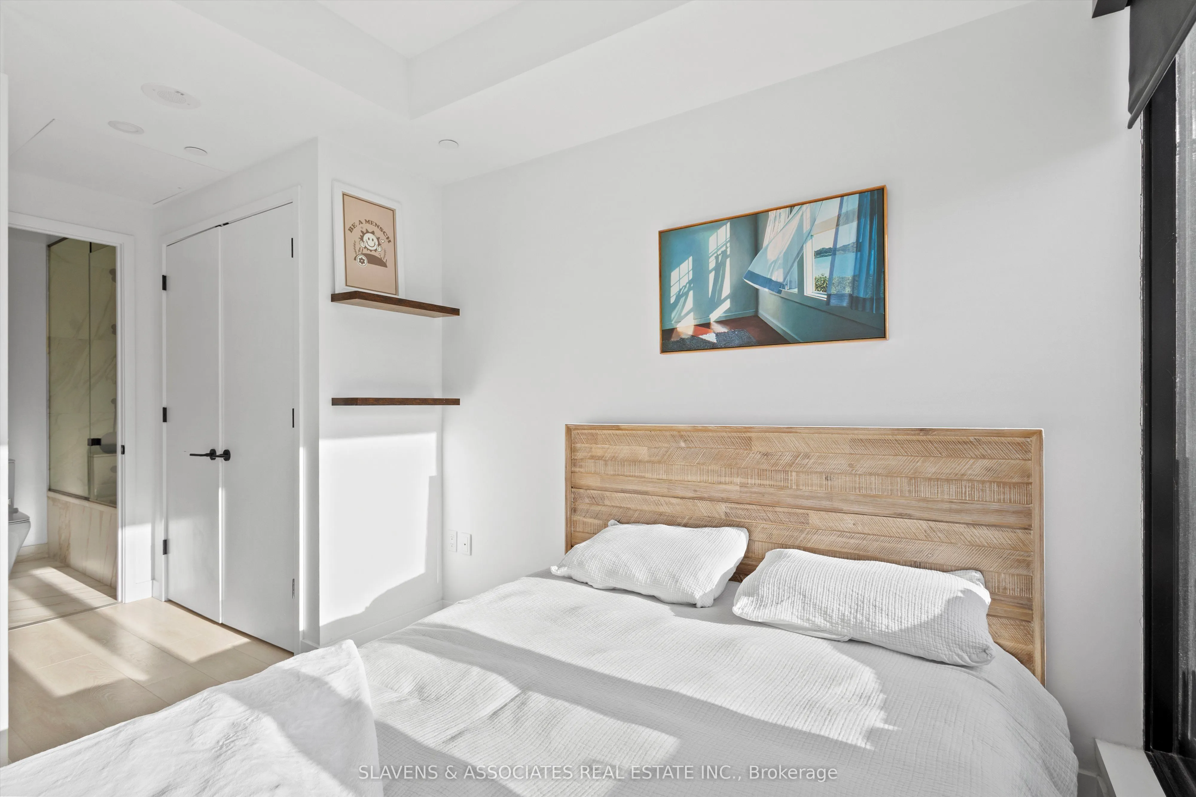 505 Richmond Street W, #507