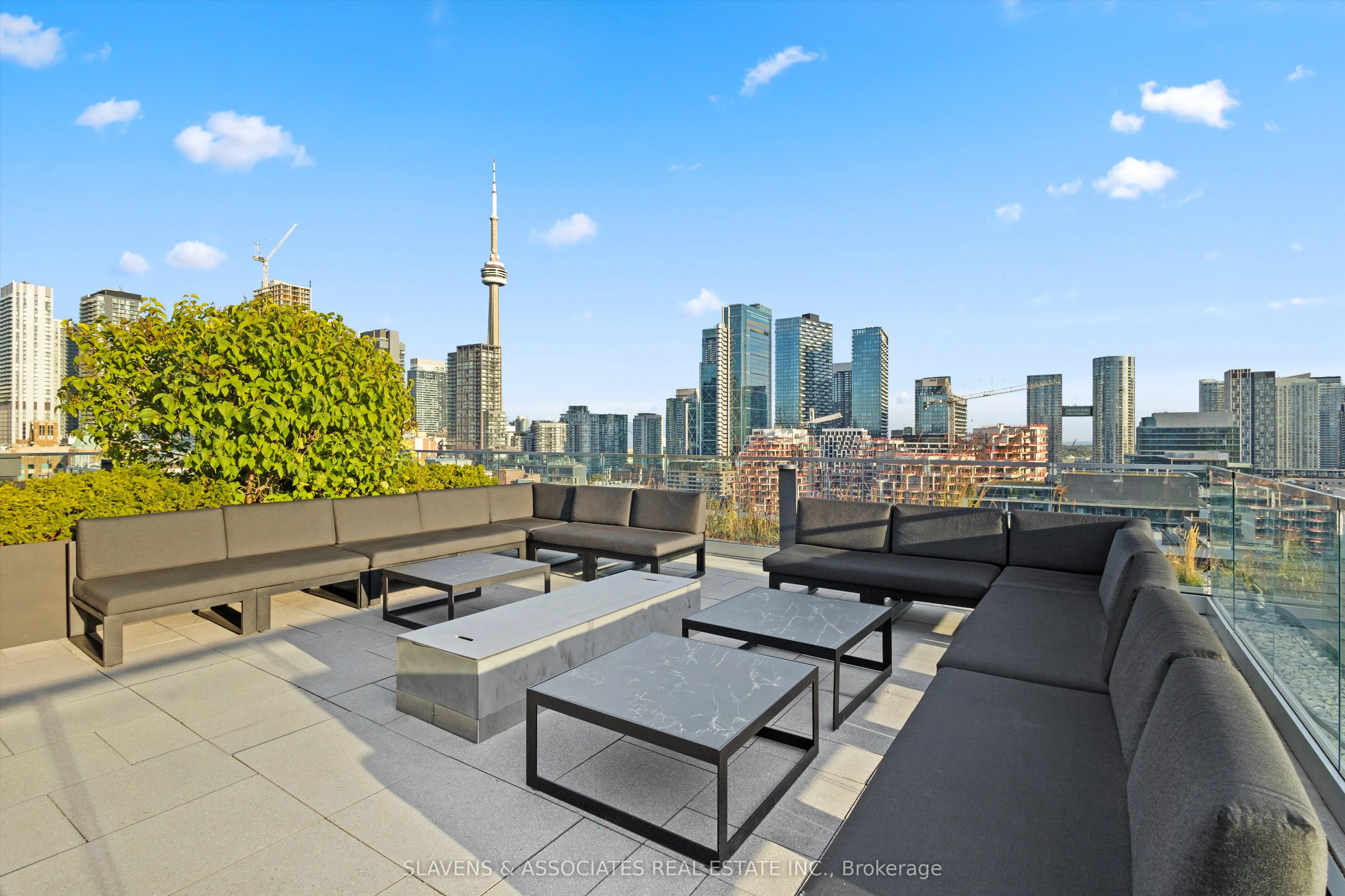 505 Richmond Street W, #507