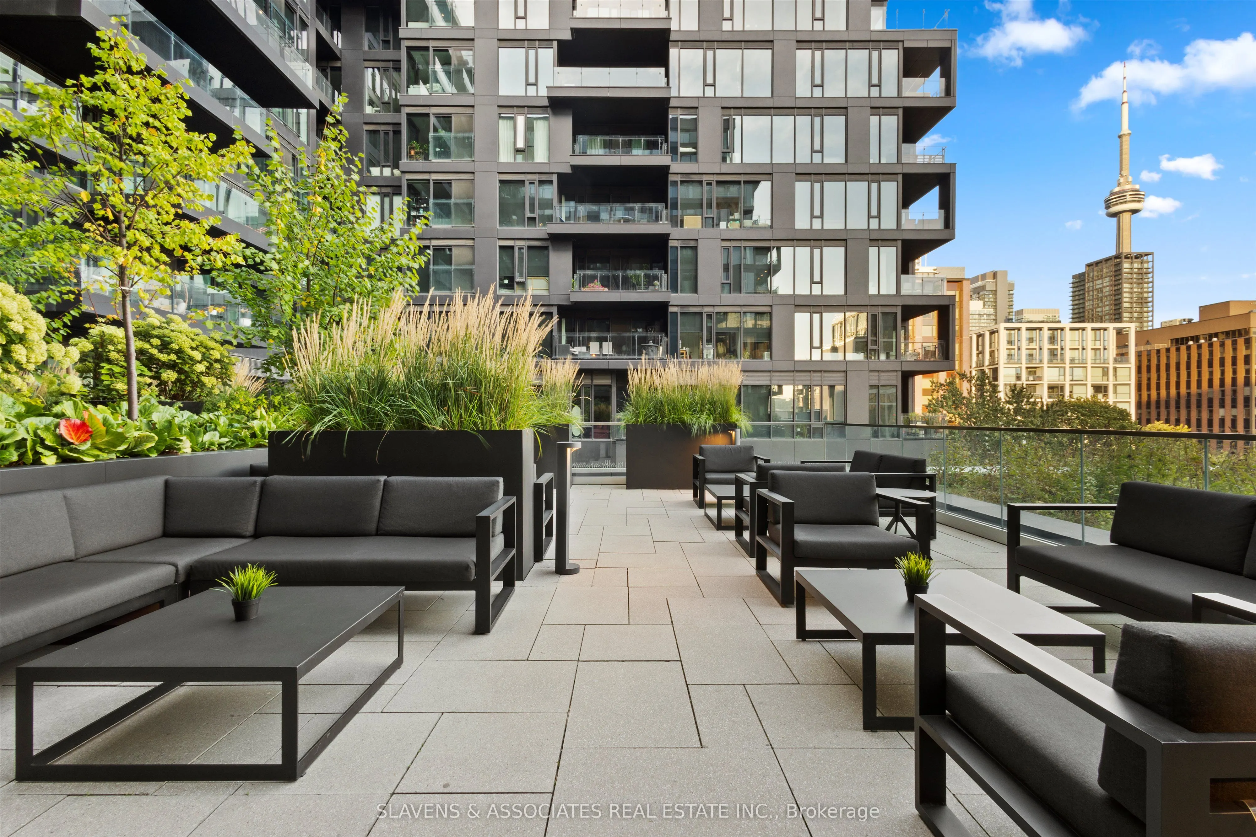 505 Richmond Street W, #507