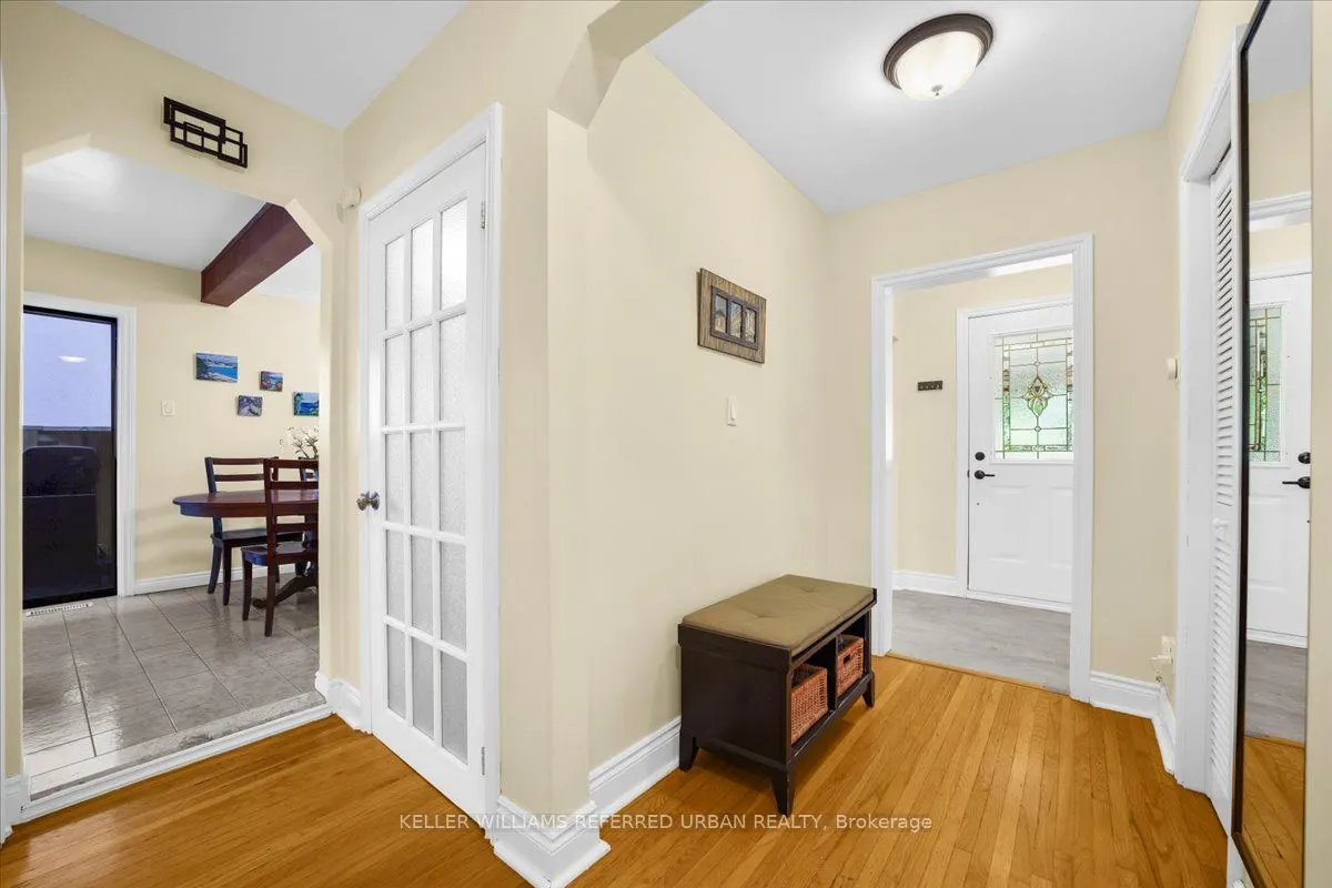 371 Hounslow Avenue