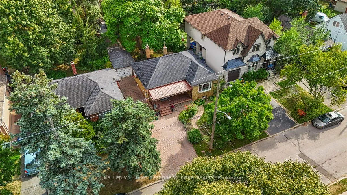 371 Hounslow Avenue