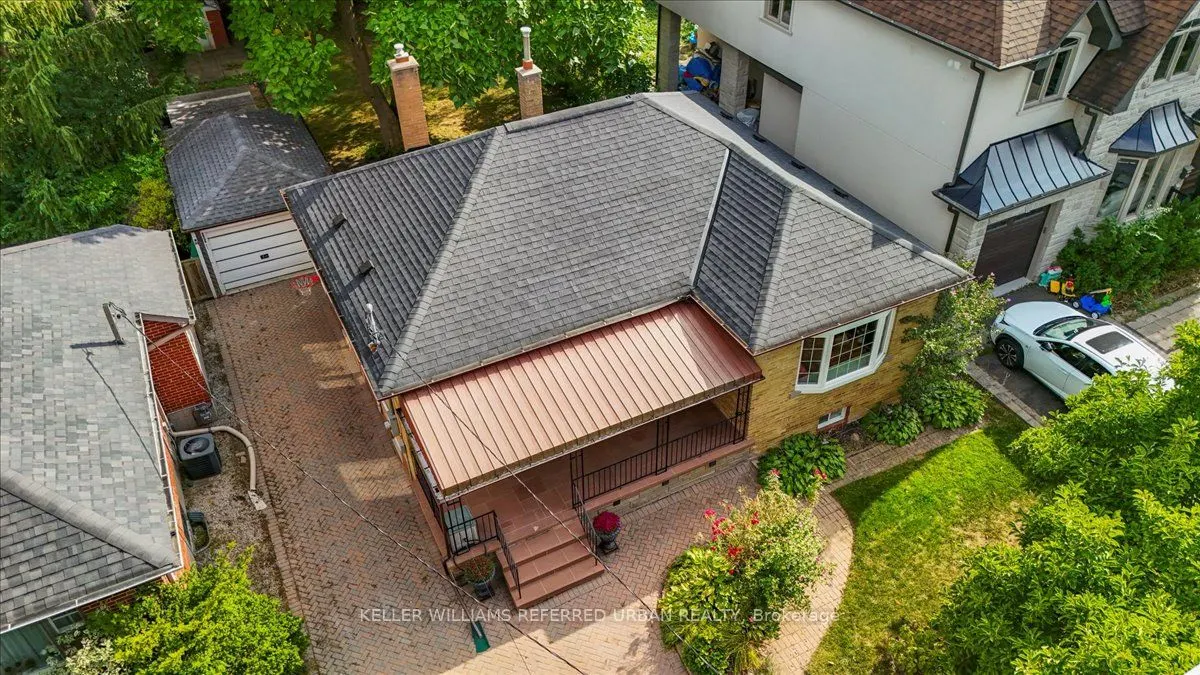 371 Hounslow Avenue