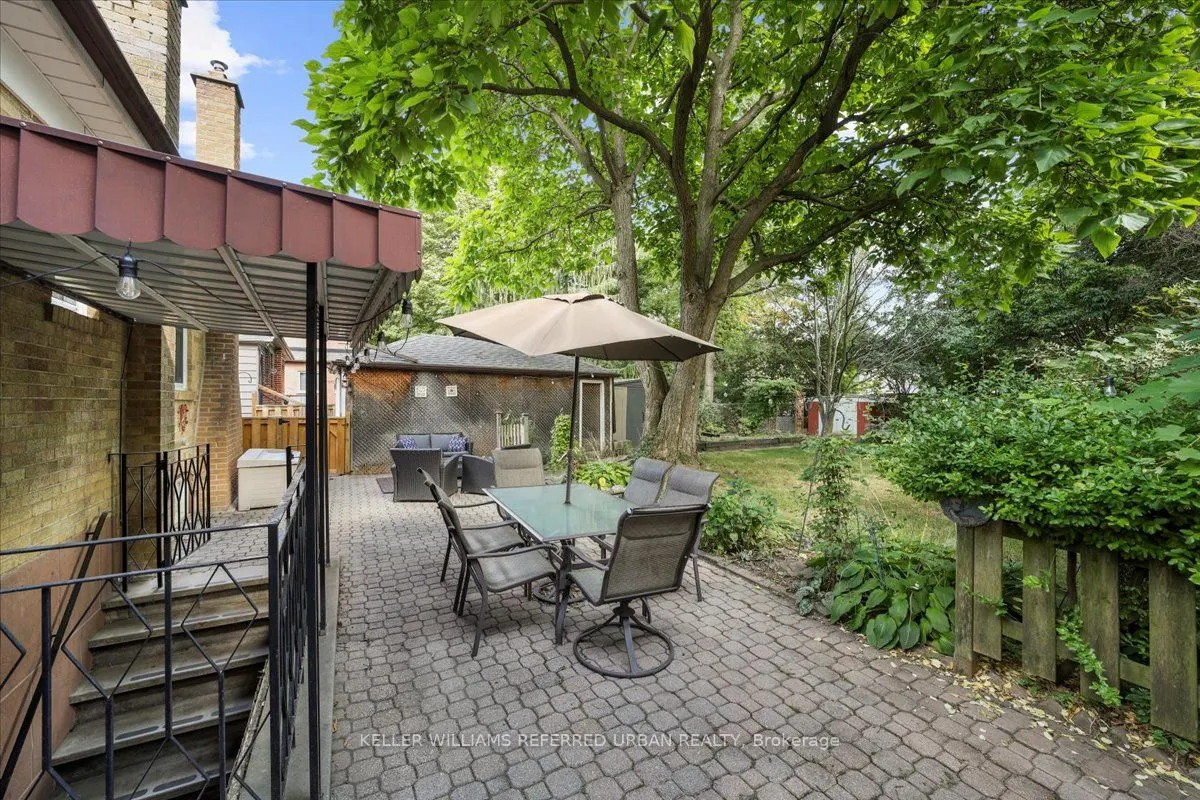 371 Hounslow Avenue