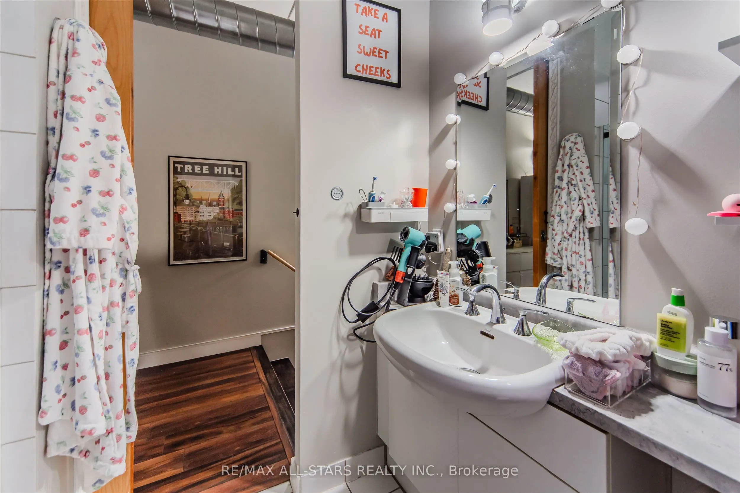 155 Dalhousie Street, #827