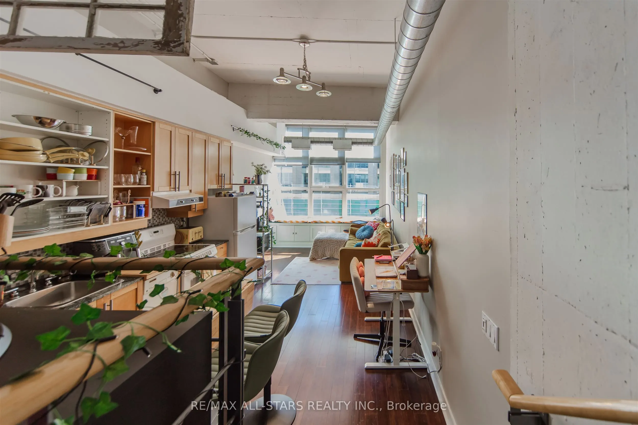 155 Dalhousie Street, #827
