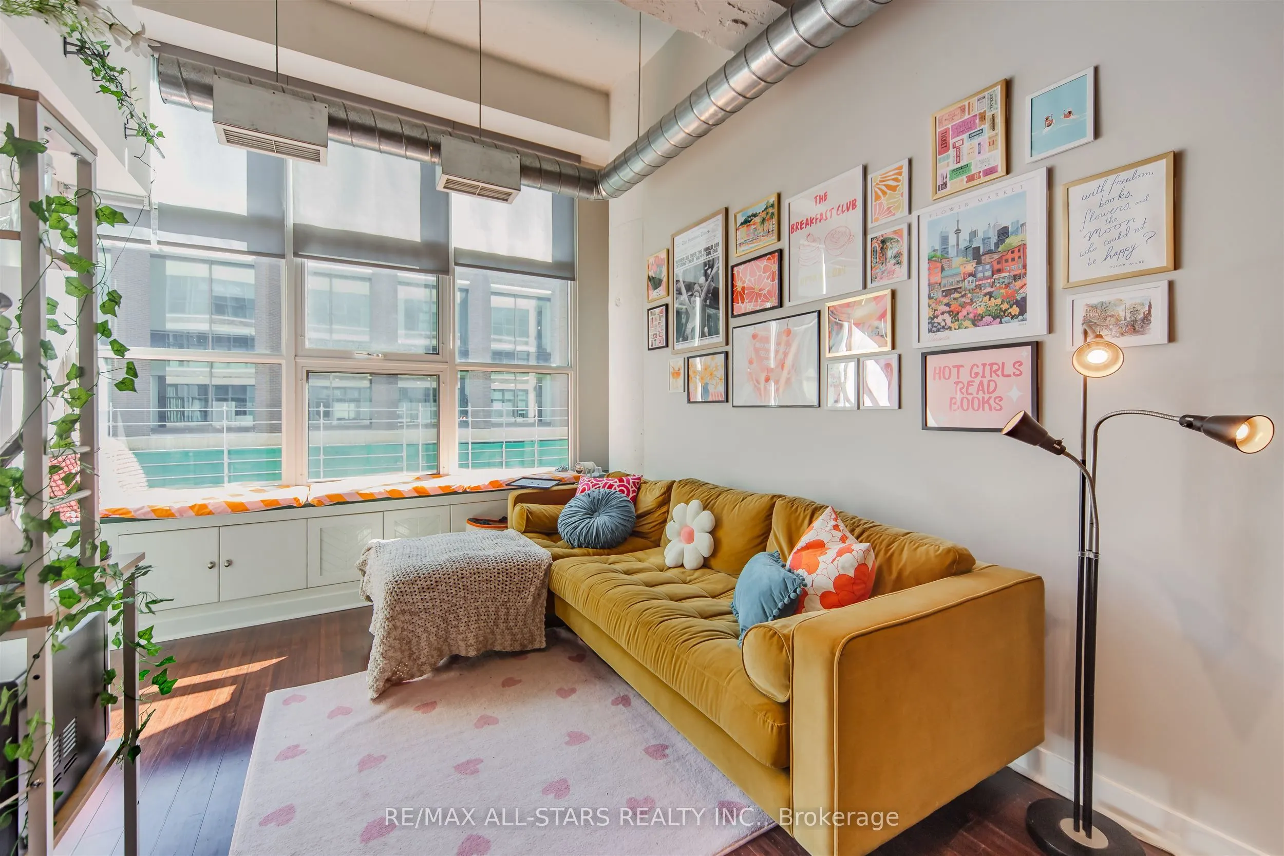 155 Dalhousie Street, #827