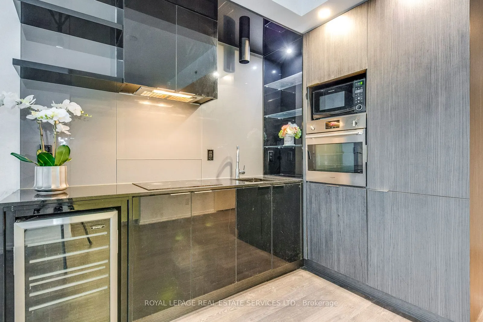 70 Temperance Street, #1508