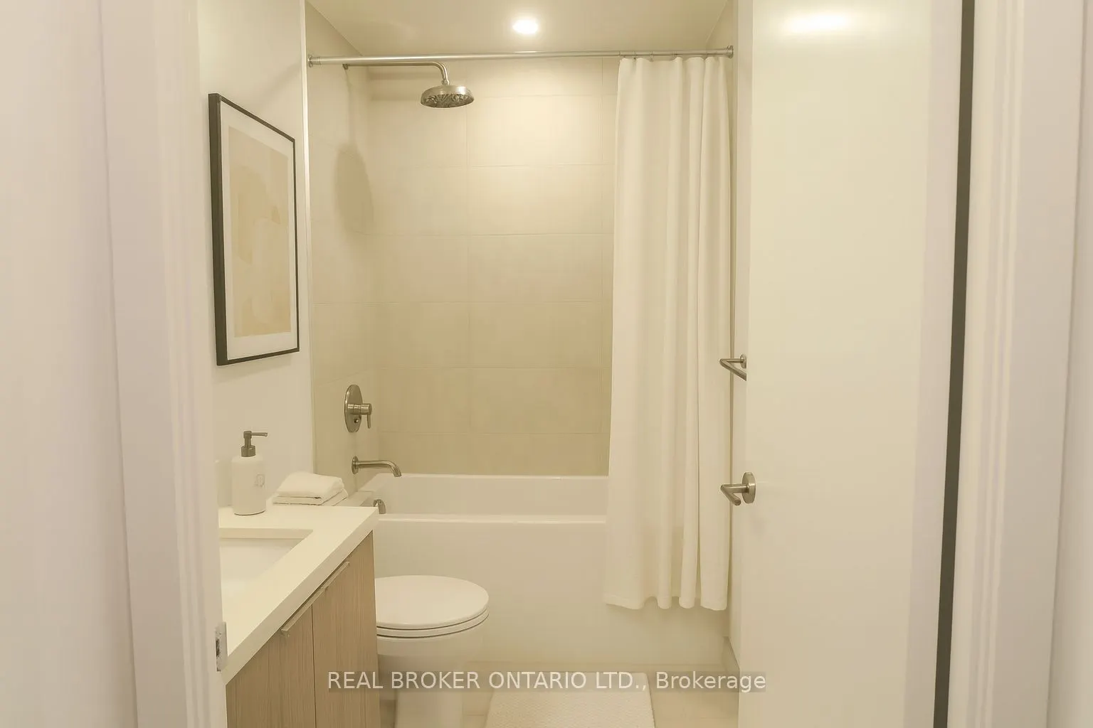 2020 Bathurst Street, #1907