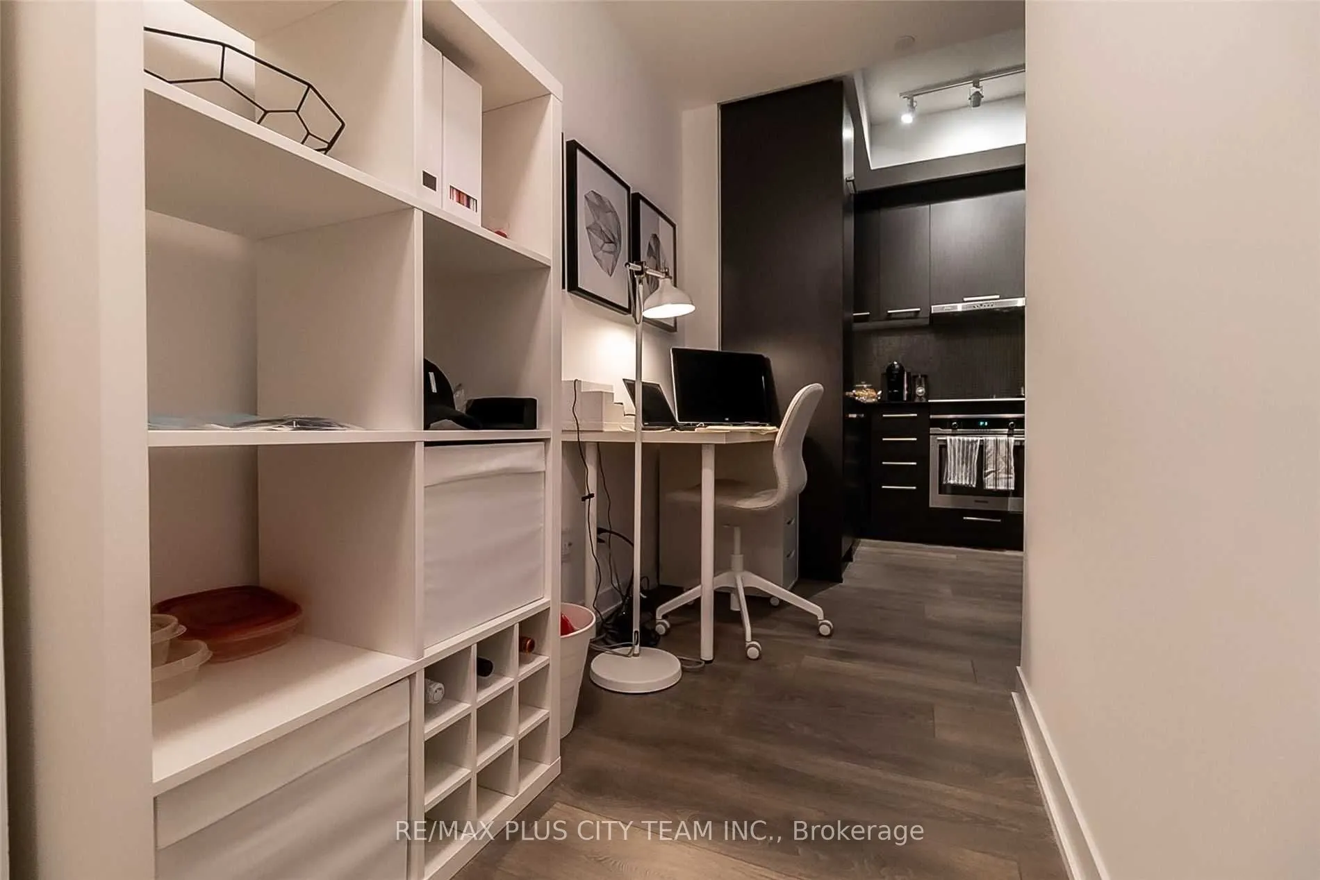 87 Peter Street, #3706