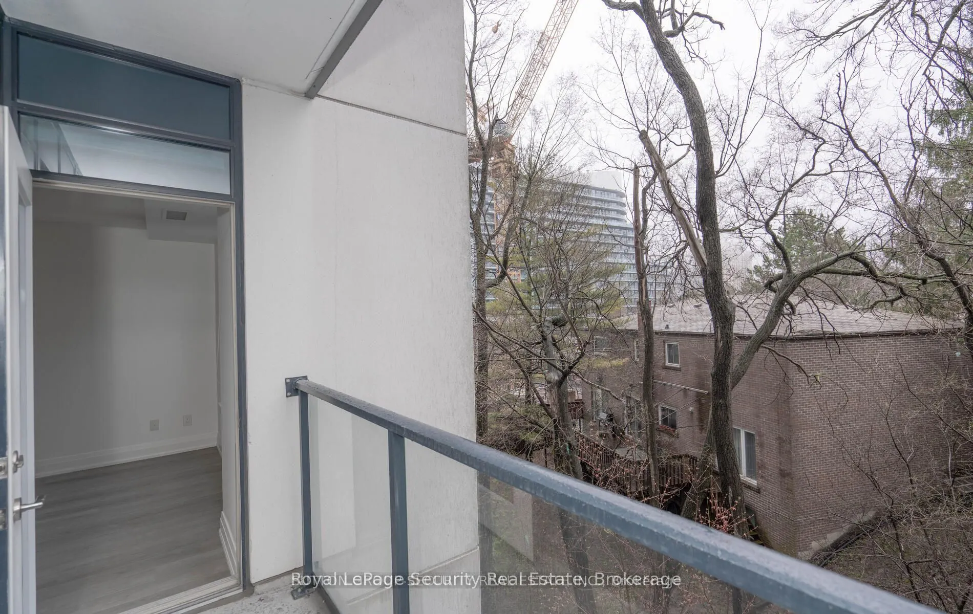 399 Spring Garden Avenue, #328