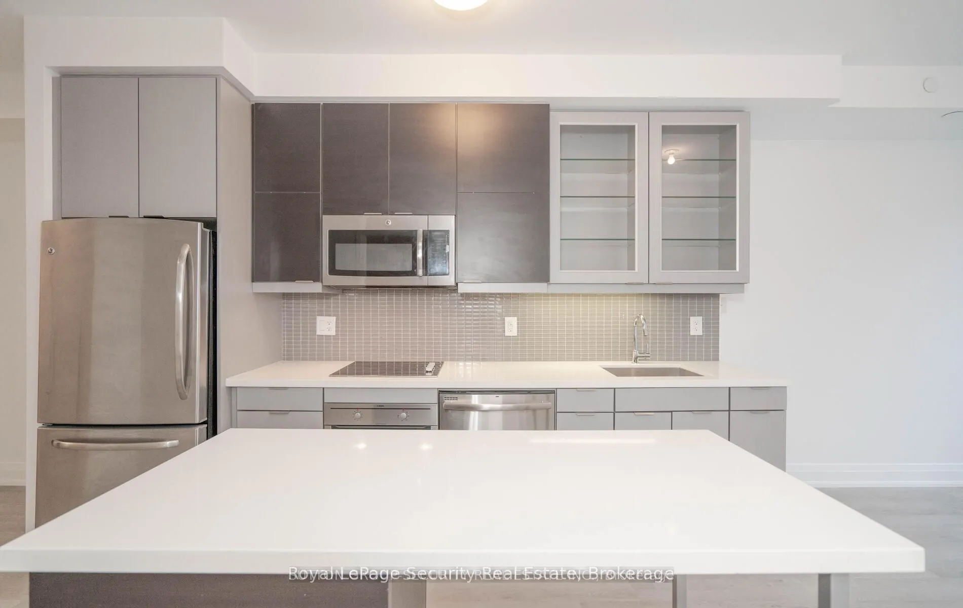 399 Spring Garden Avenue, #328