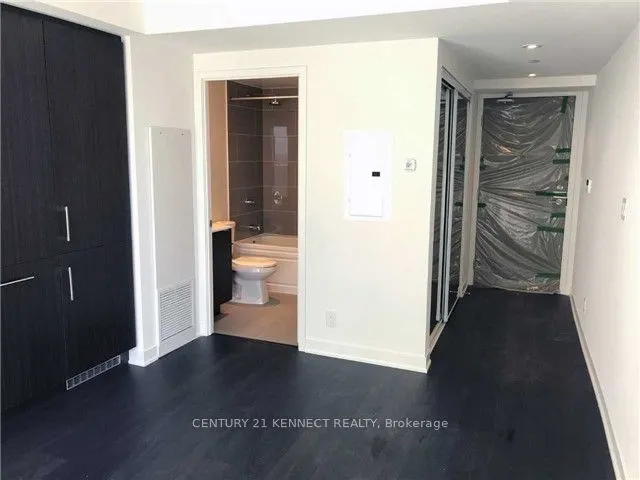 88 Harbour Street, #3811
