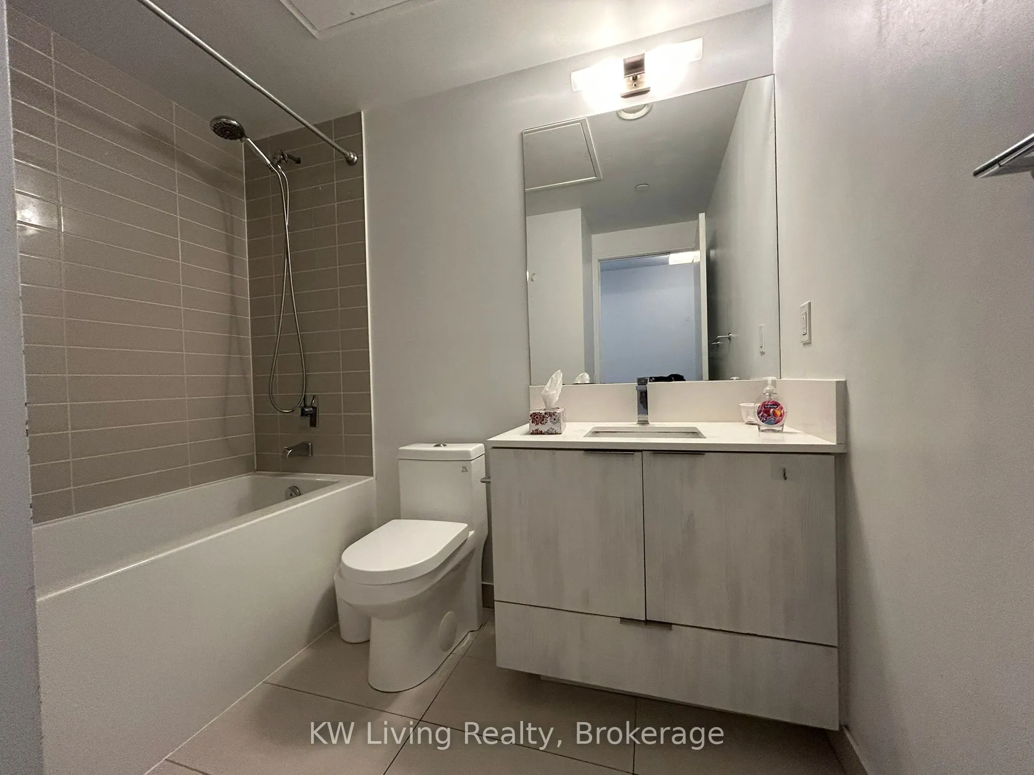 181 Dundas Street E, #1601