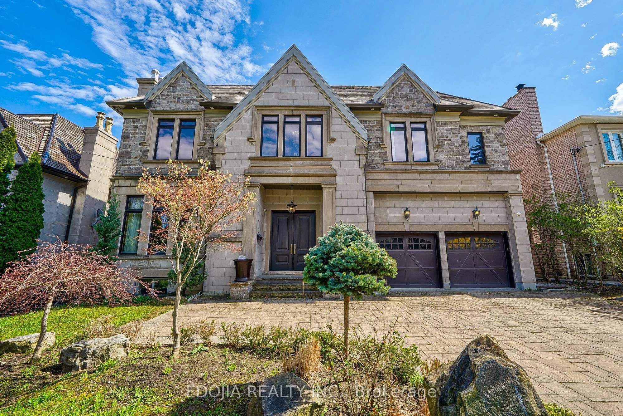 141 Highland Crescent