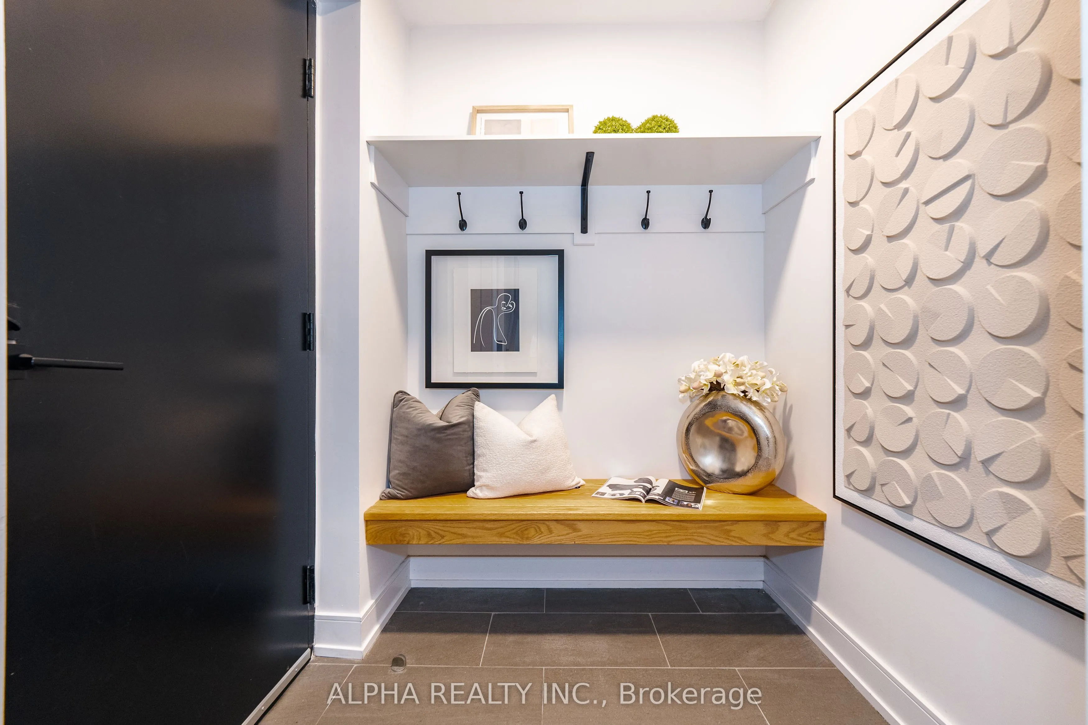 123A Roselawn Avenue