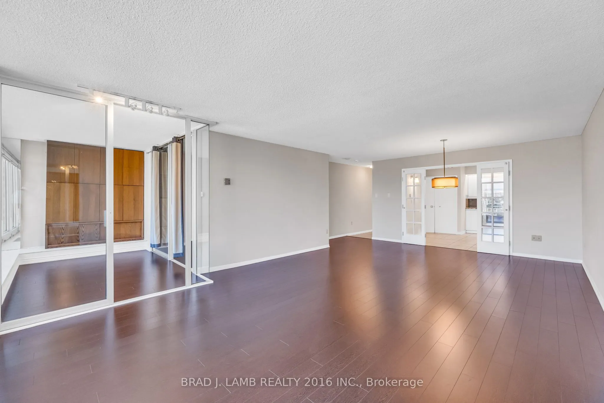 110 Bloor Street W, #1802