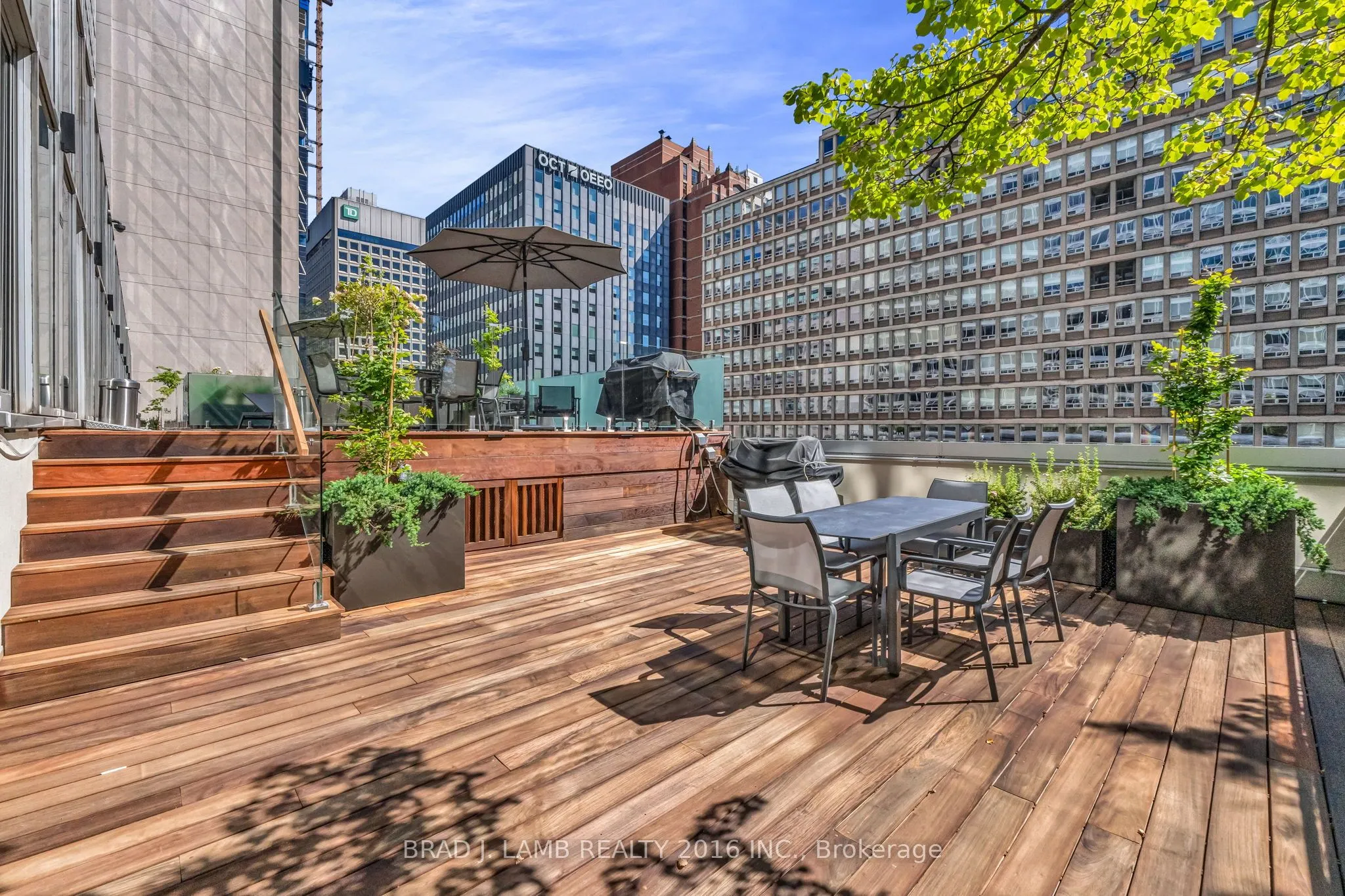 110 Bloor Street W, #1802