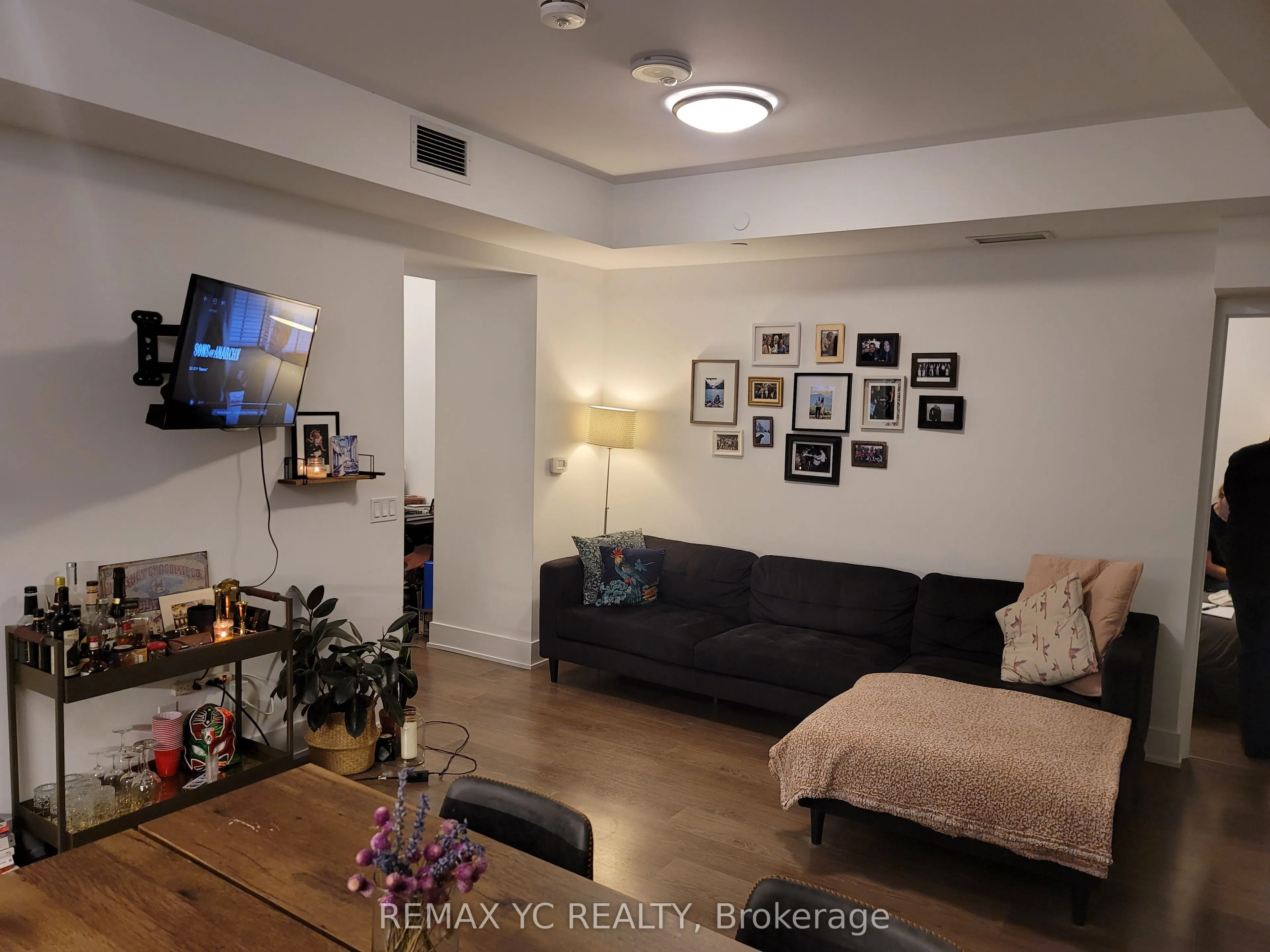 403 Church Street, #2509