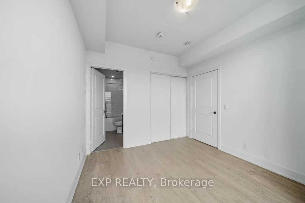 11 Lillian Street, #803