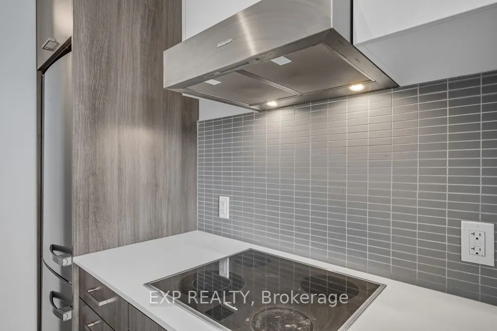 11 Lillian Street, #803