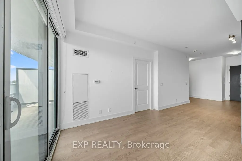 11 Lillian Street, #803