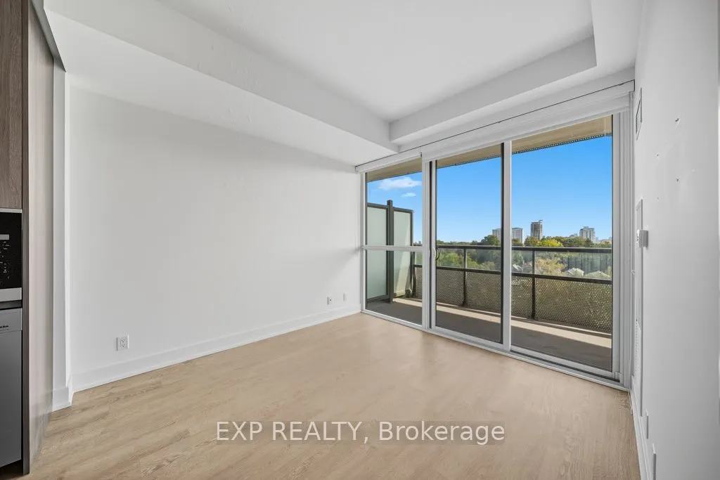 11 Lillian Street, #803