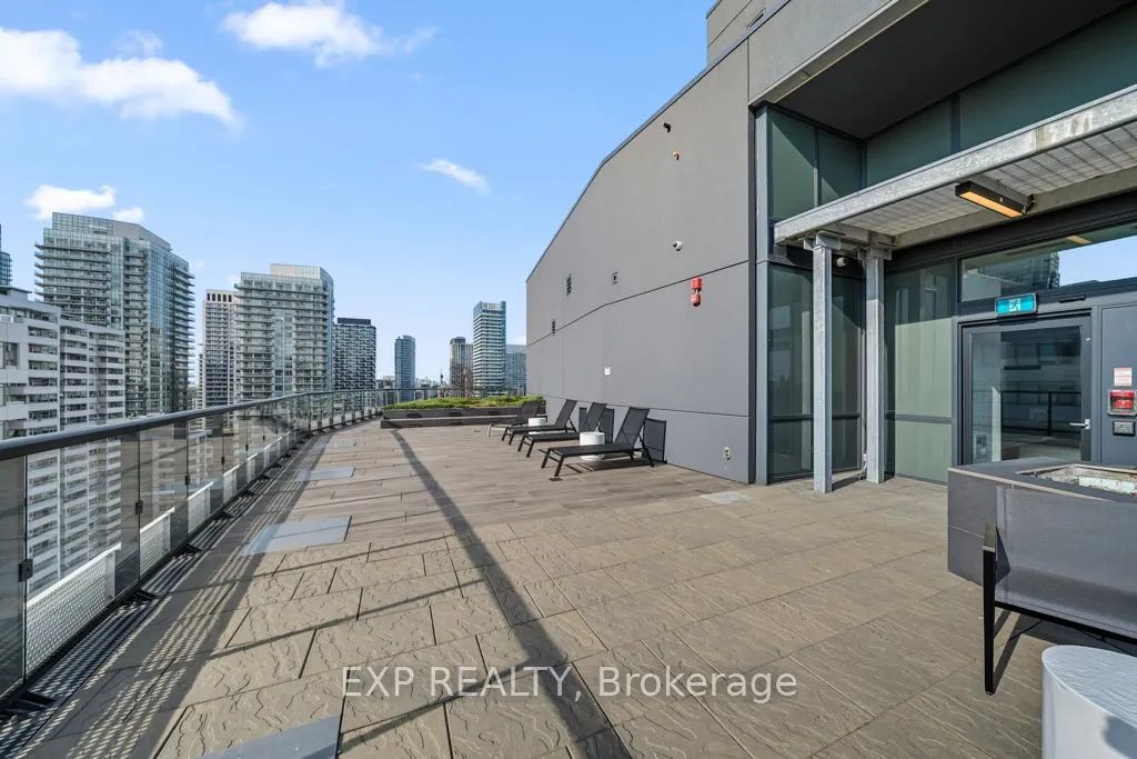 11 Lillian Street, #803