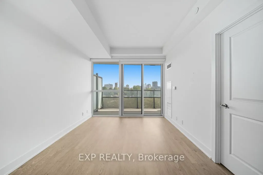 11 Lillian Street, #803