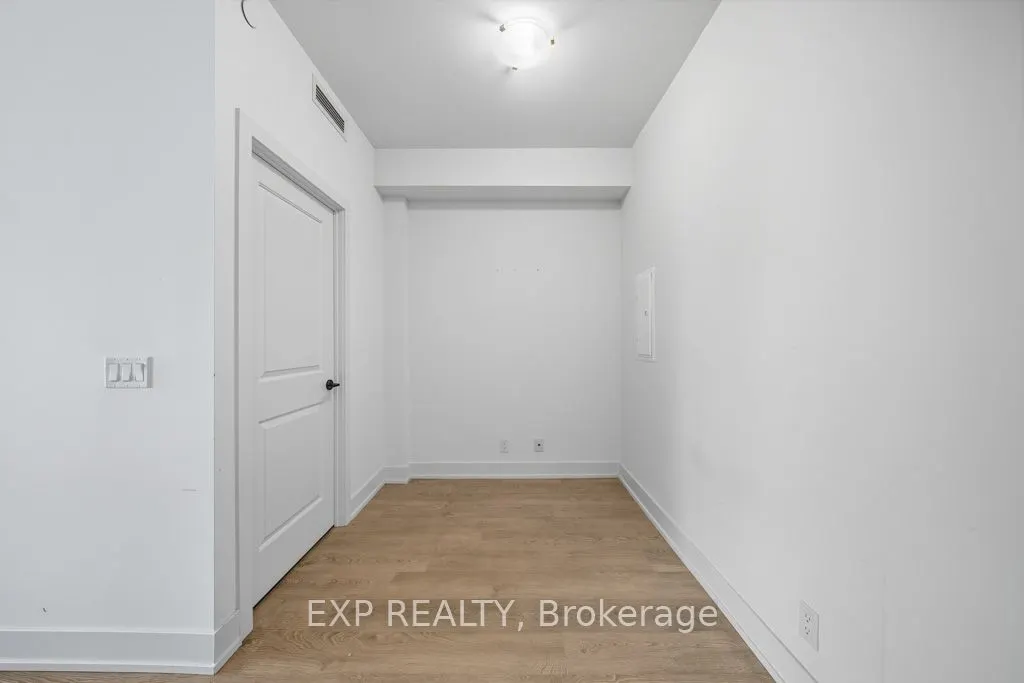 11 Lillian Street, #803