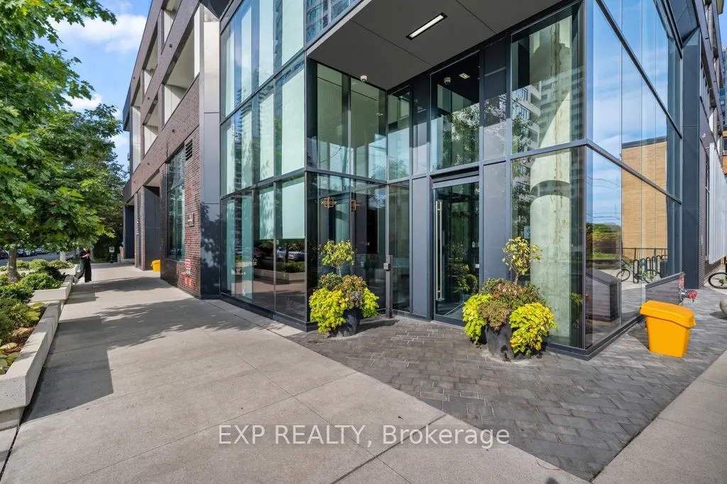 11 Lillian Street, #803