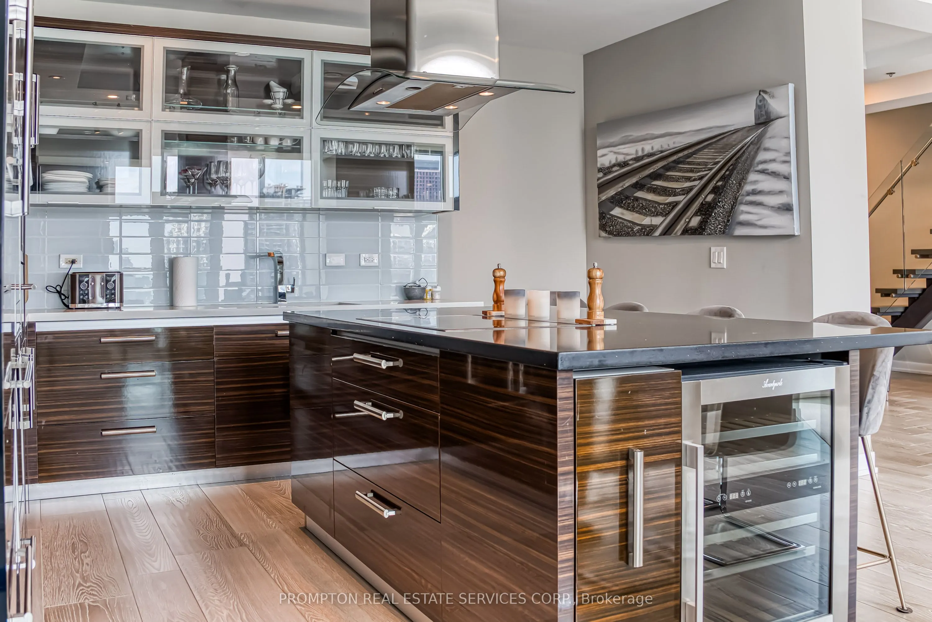 220 George Street, #1105