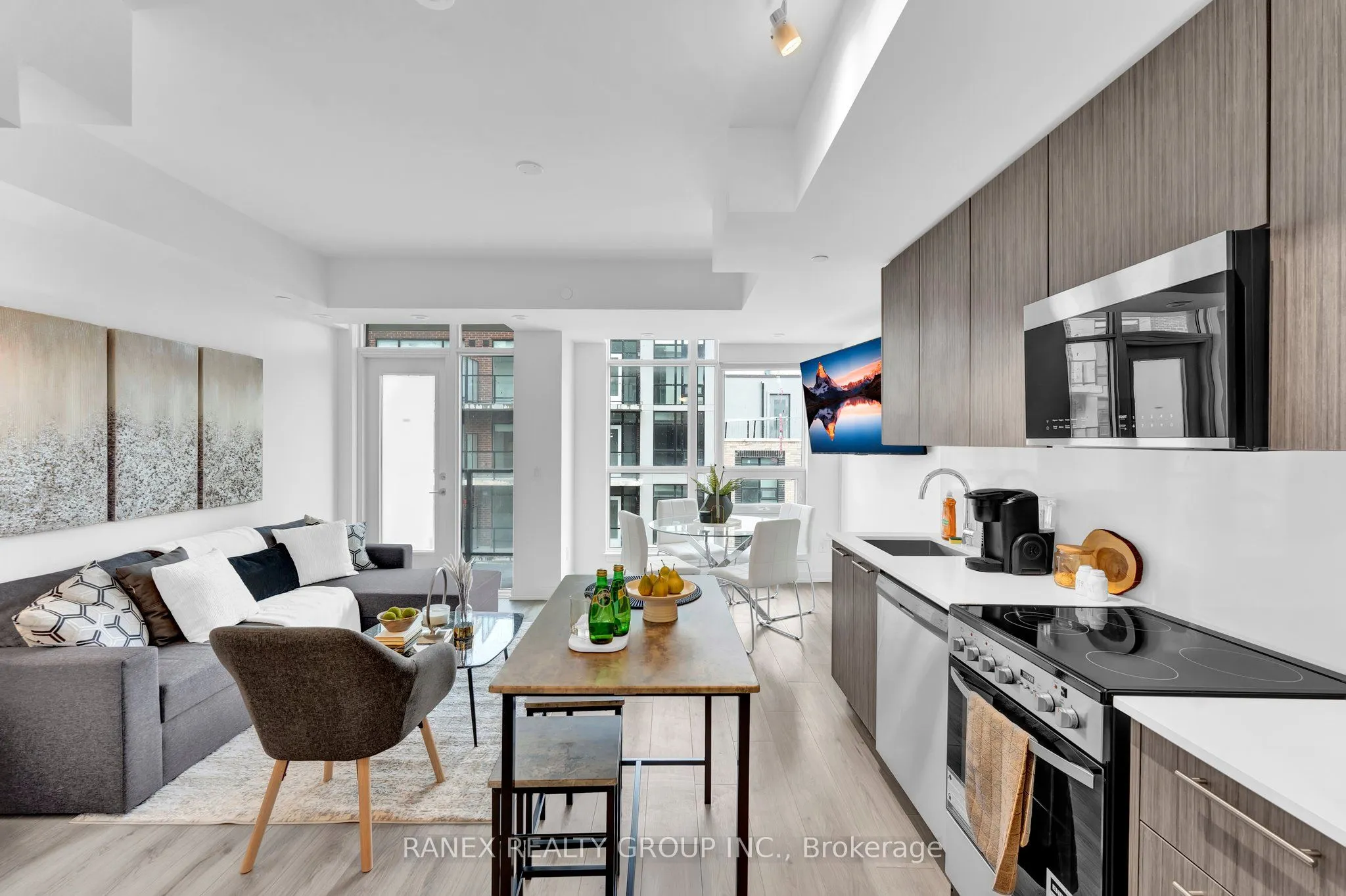 871 Sheppard Avenue W, #47