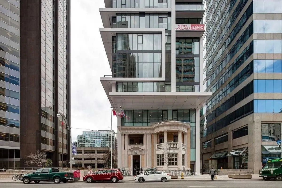 426 University Avenue, #2006