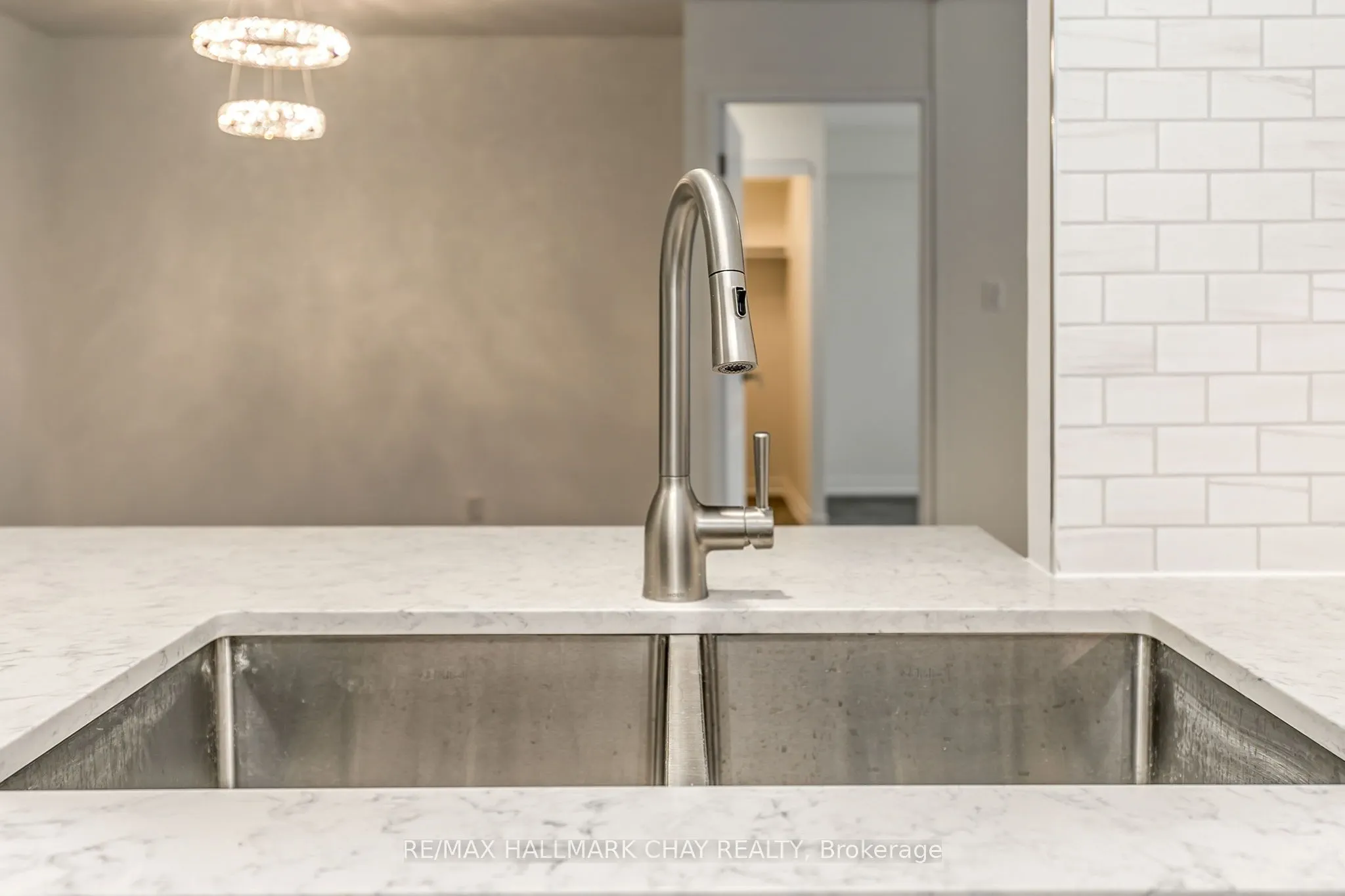 30 Greenfield Avenue, #1101